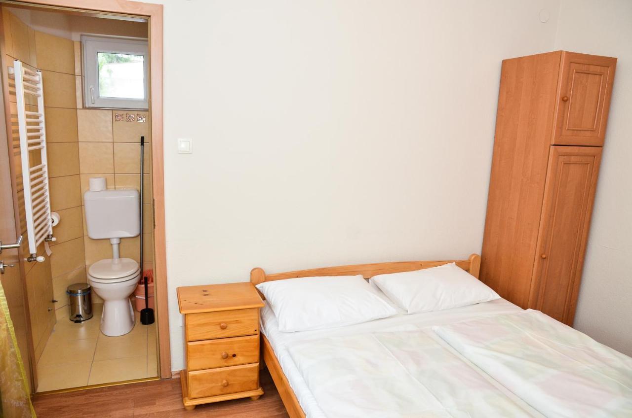 Gabor Aron Apartman Aparthotel Hajduszoboszlo Exterior photo