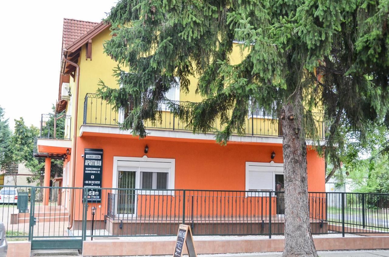 Gabor Aron Apartman Aparthotel Hajduszoboszlo Exterior photo