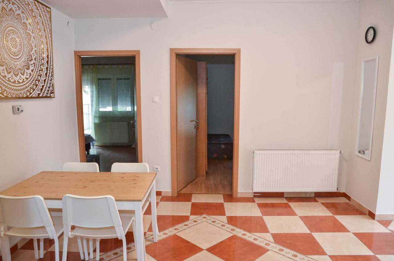 Gabor Aron Apartman Aparthotel Hajduszoboszlo Exterior photo