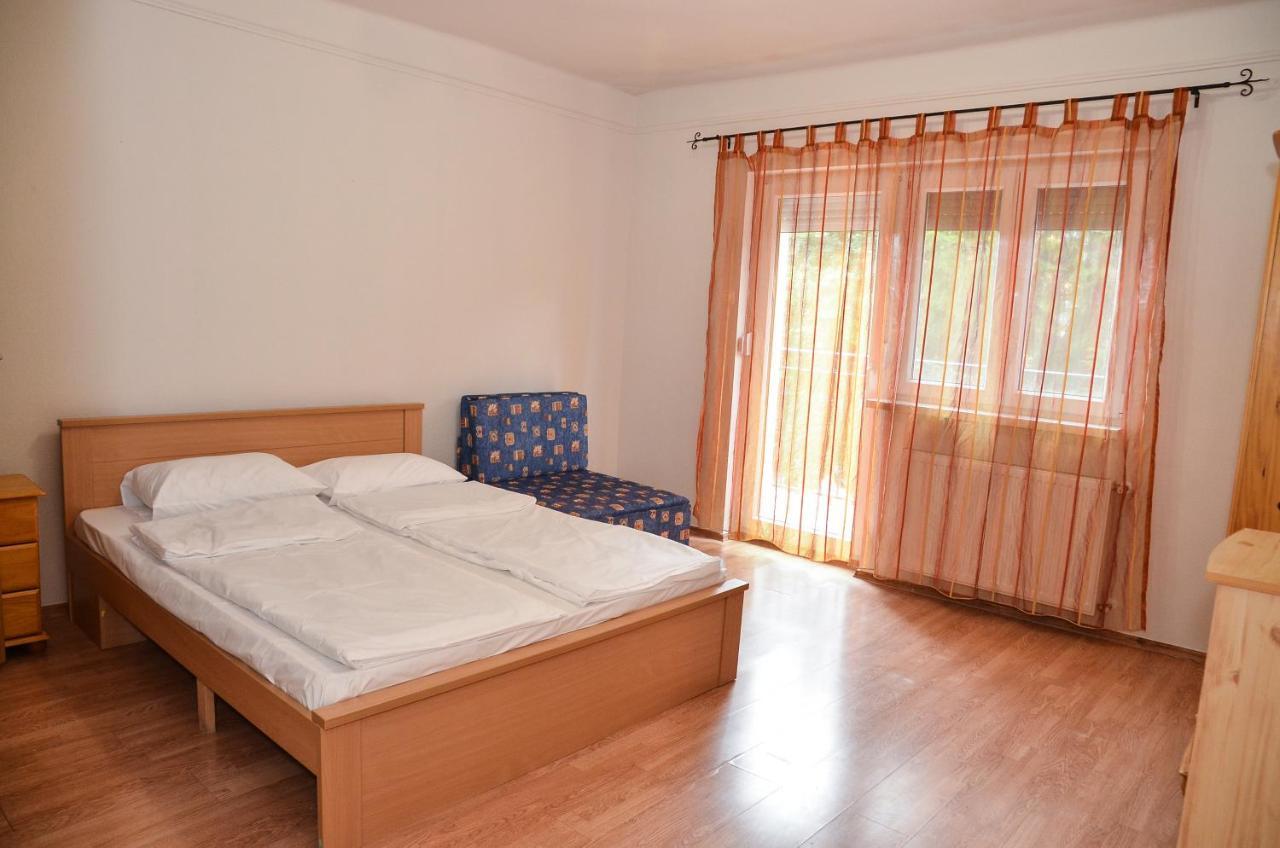 Gabor Aron Apartman Aparthotel Hajduszoboszlo Exterior photo