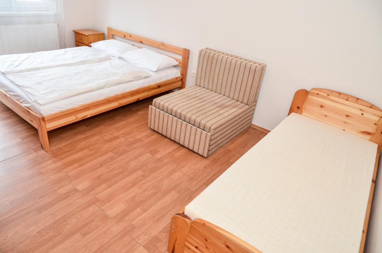 Gabor Aron Apartman Aparthotel Hajduszoboszlo Exterior photo