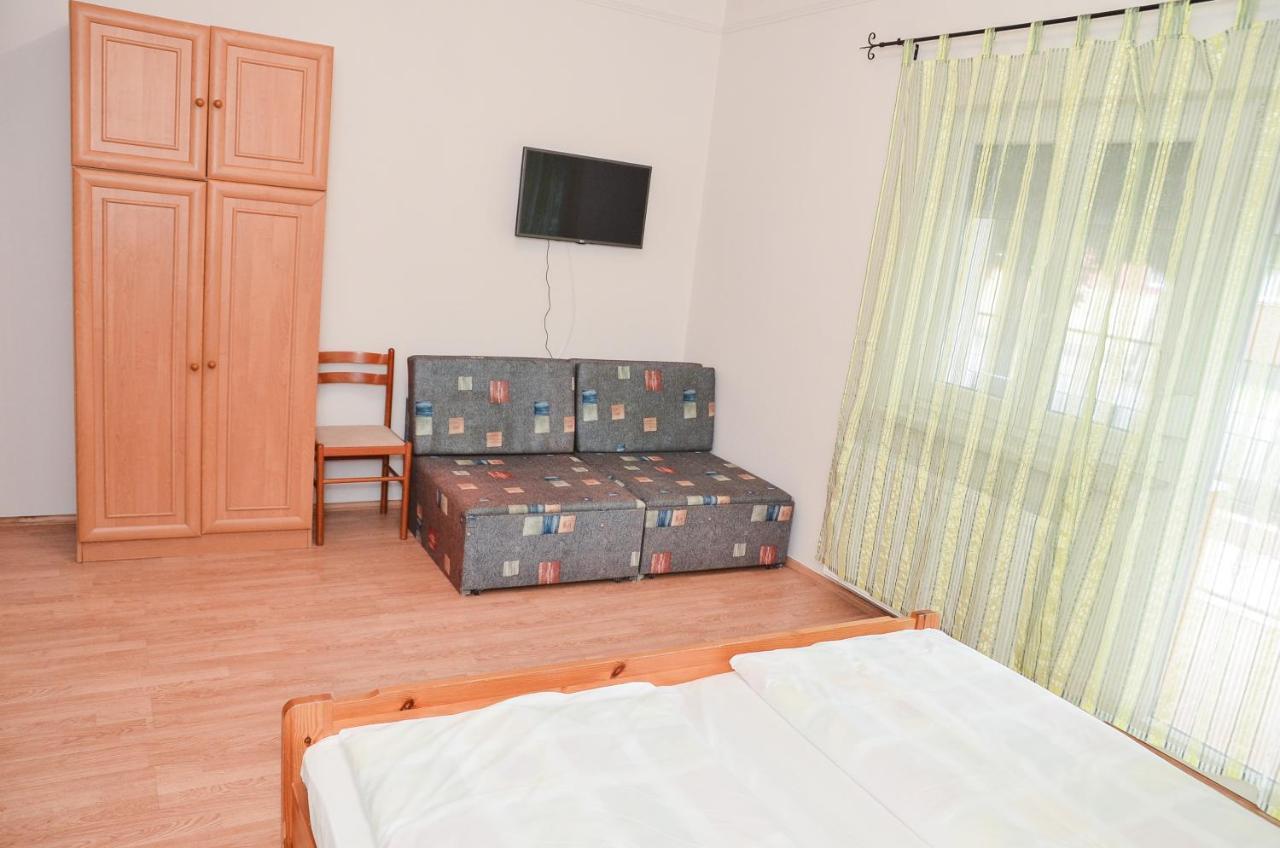 Gabor Aron Apartman Aparthotel Hajduszoboszlo Exterior photo