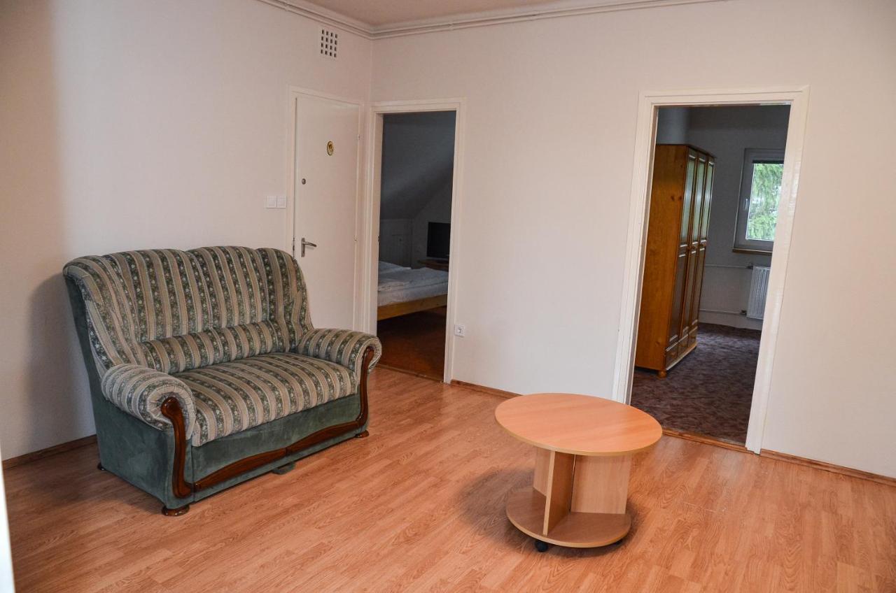 Gabor Aron Apartman Aparthotel Hajduszoboszlo Exterior photo