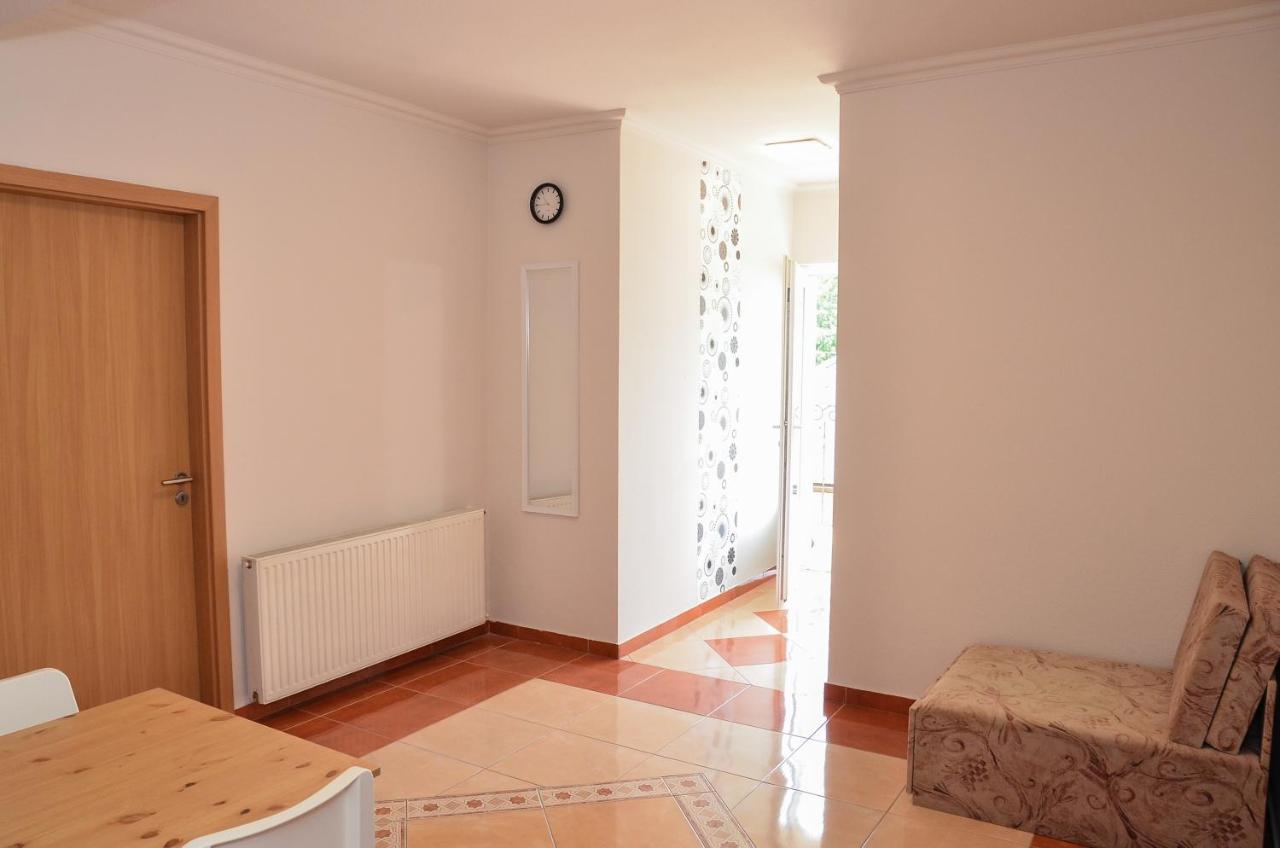 Gabor Aron Apartman Aparthotel Hajduszoboszlo Exterior photo