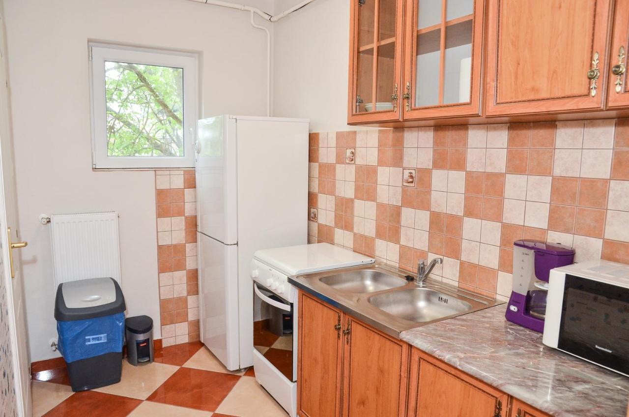 Gabor Aron Apartman Aparthotel Hajduszoboszlo Exterior photo