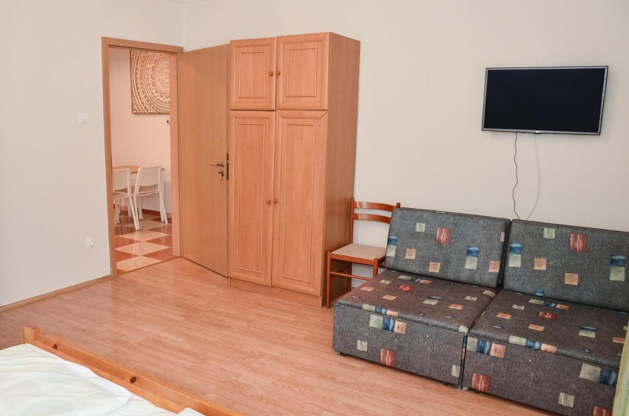 Gabor Aron Apartman Aparthotel Hajduszoboszlo Exterior photo